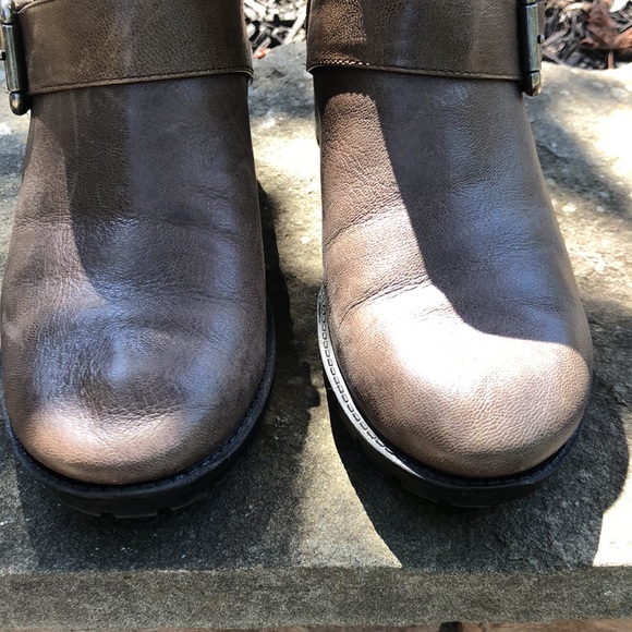 Women’s Nine West booties. Size 6. - Picture 6 of 11